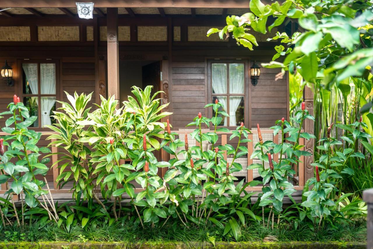 Villa Waturenggong Ubud エクステリア 写真