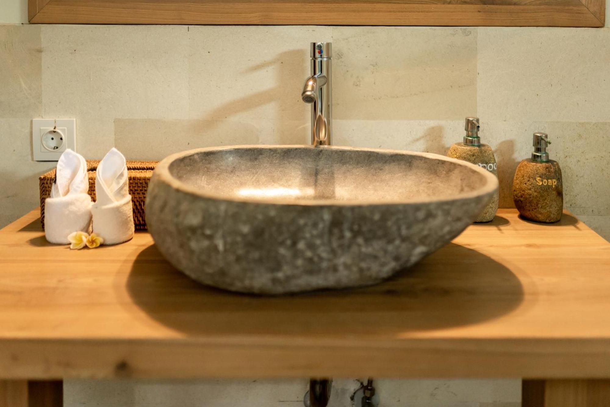 Villa Waturenggong Ubud 部屋 写真